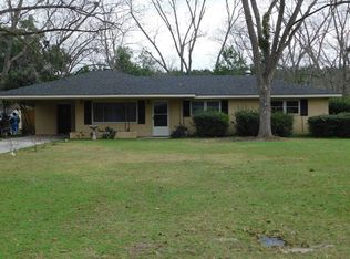 120 Rabun Ave, Reidsville, GA 30453
