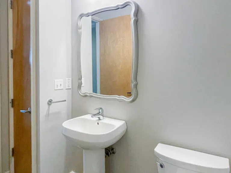 5430 N Sheridan Rd #805 — Photo 17