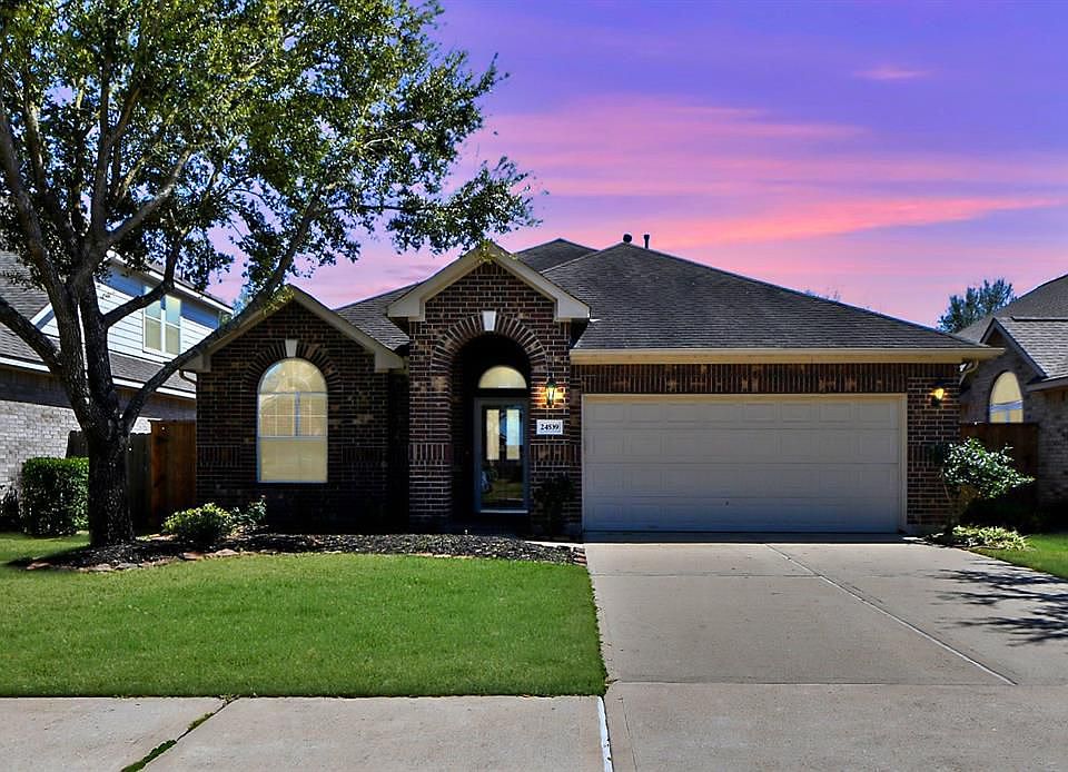 1st image of 24539 Springwood Glen Ln