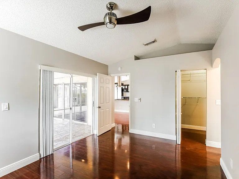 210 NW 207th Way — Photo 9