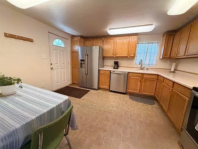 519 Briggs Ave — Photo 5