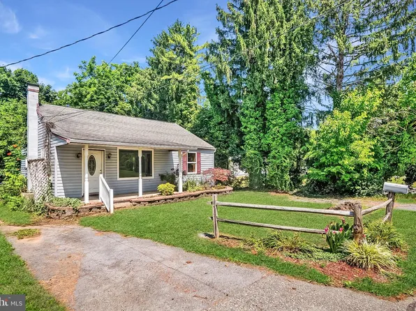 11024 Hickory School Rd, Williamsport, MD 21795