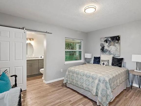 3rd image of 1333 Altaloma Ave