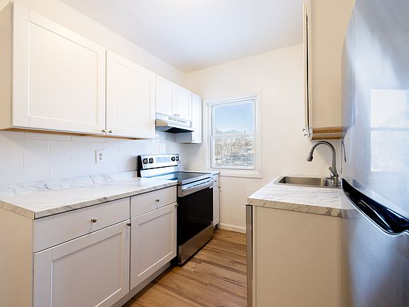 3rd image of 1550 Montauk Hwy APT 1B