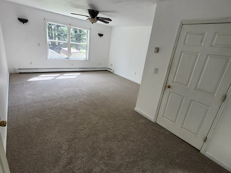 115 S Ohioville Rd — Photo 21