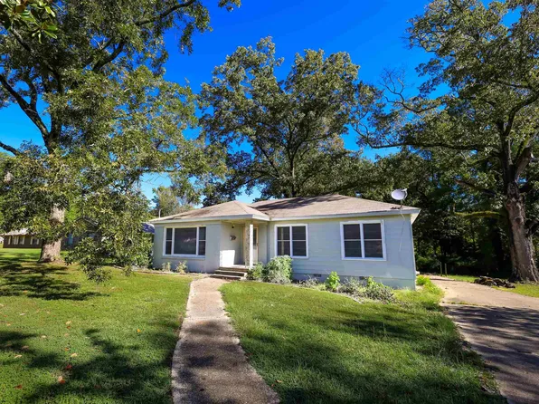 652 Maul Rd, Camden, AR 71701