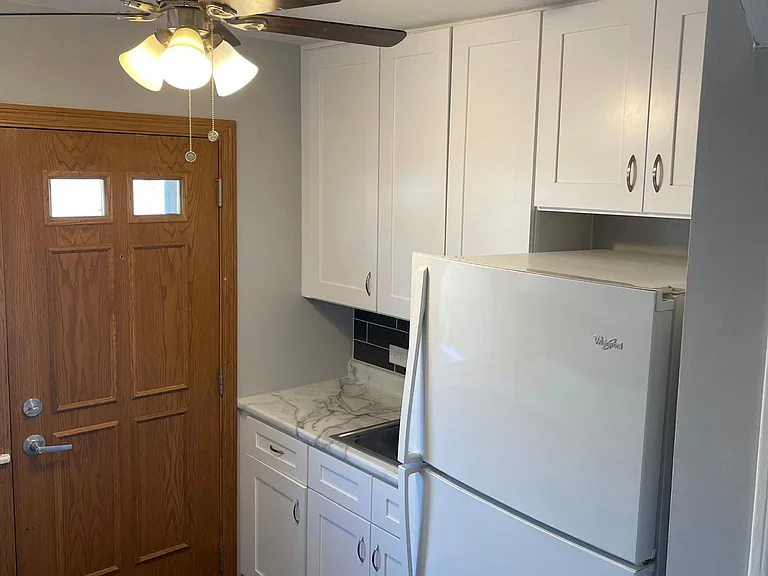 5202 W 63rd Pl — Photo 10
