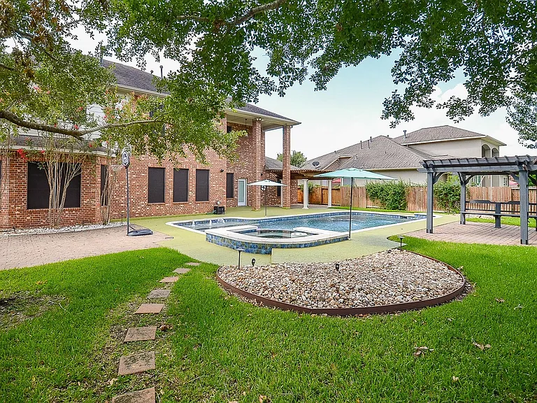 21010 Kelliwood Park Ln — Photo 43