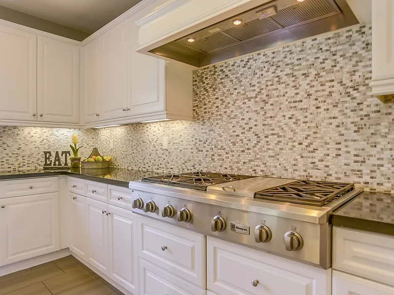 16961 Crescent Creek Dr — Photo 29