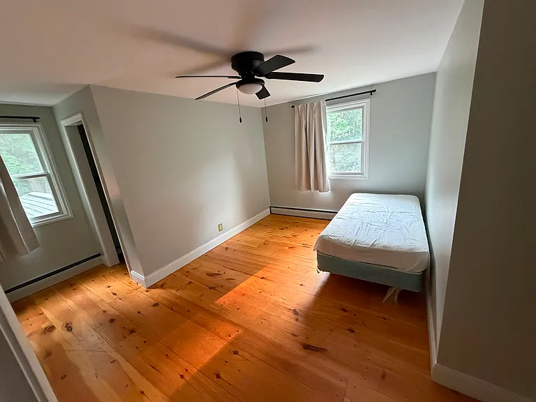 8274 Ellis Rd — Photo 16