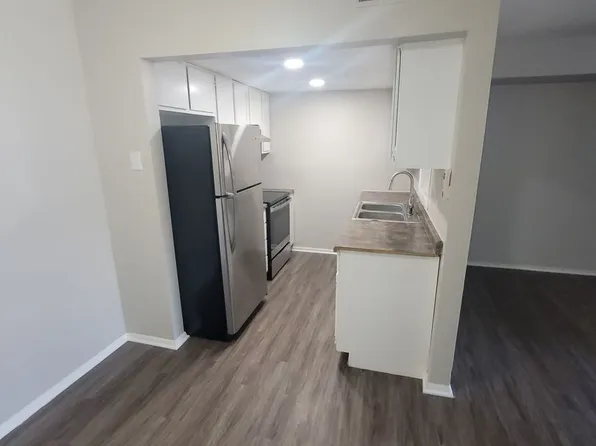 1043 Scarborough Ct #K1, Chesterton, IN 46304