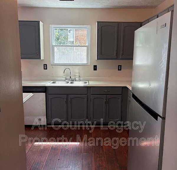 5774 Wells Cir — Photo 5