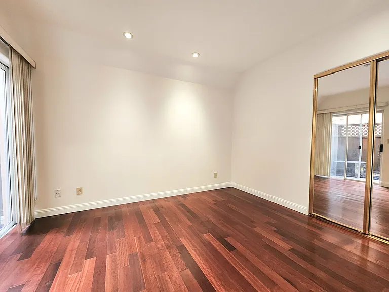 111 E Poplar Ave #105 — Photo 14