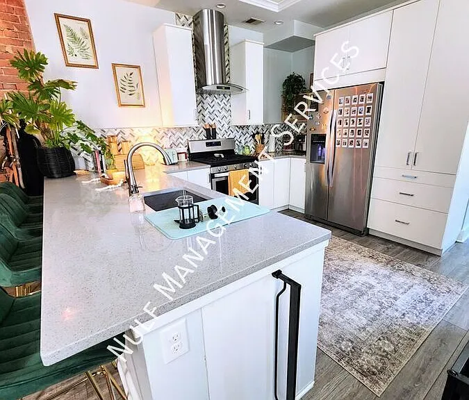5106 Butler St #2 — Photo 1