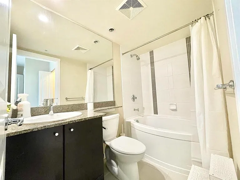 5068 Kwantlen St #908 — Photo 9