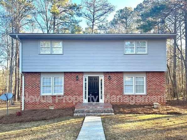 65 Sunrise Cir, Carrollton, GA 30117