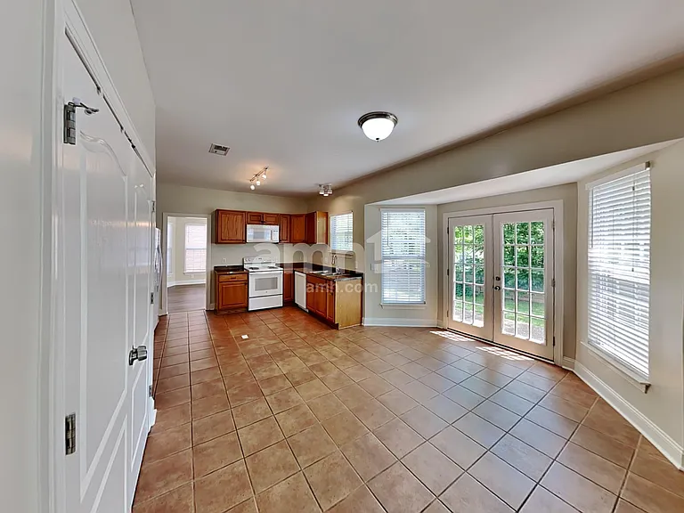 6728 Autumn Oaks Dr — Photo 11