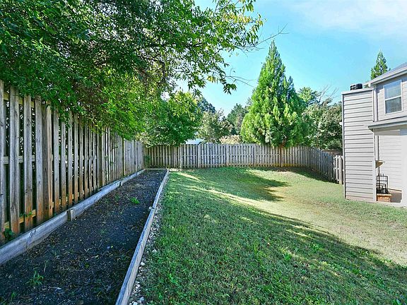 4th image of 2 River Valley Ln