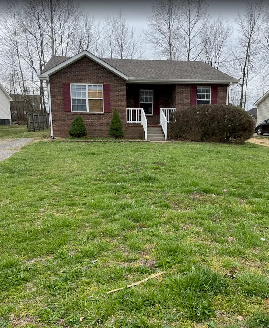440 Terrier Way — Photo 1