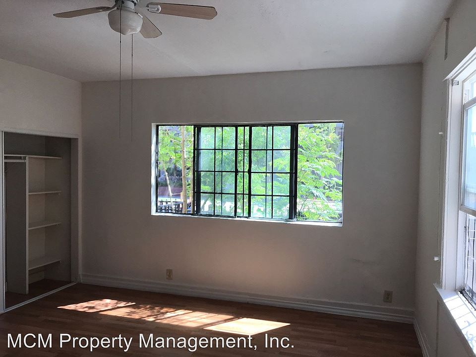 1st image of 3057 Leeward Ave APT 1
