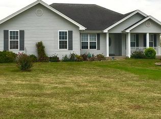 305 N Quail Point Dr, O Fallon, MO 63366