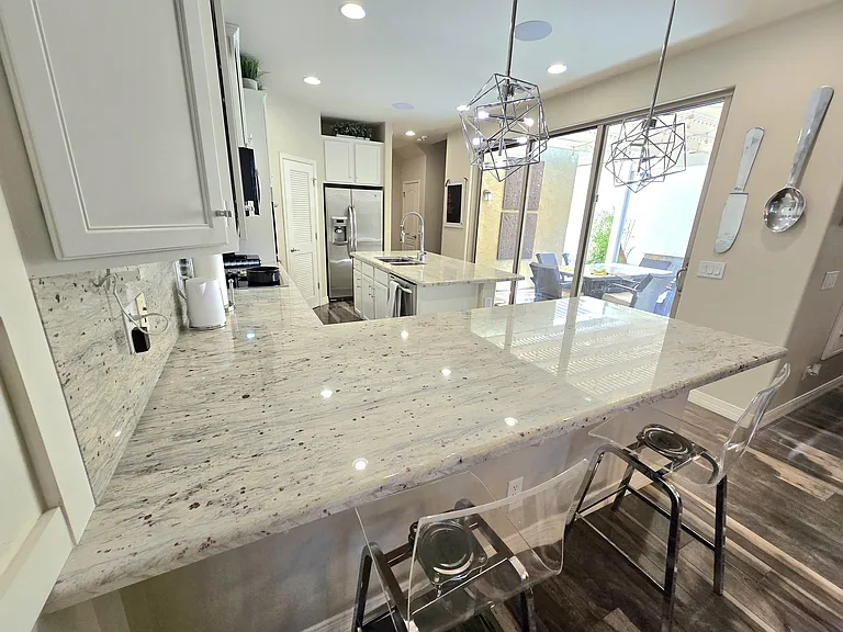 9009 W Nicolet Ave — Photo 10