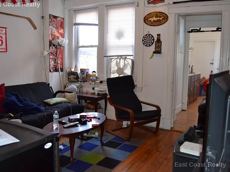 1377A Commonwealth Ave #2 — Photo 4