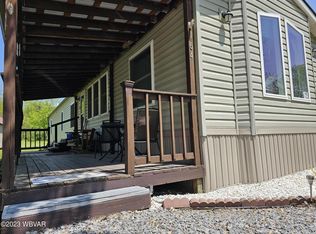 164 Maplewood Ln, Jersey Shore, PA 17740