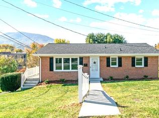 201 Gale Rd, Pearisburg, VA 24134