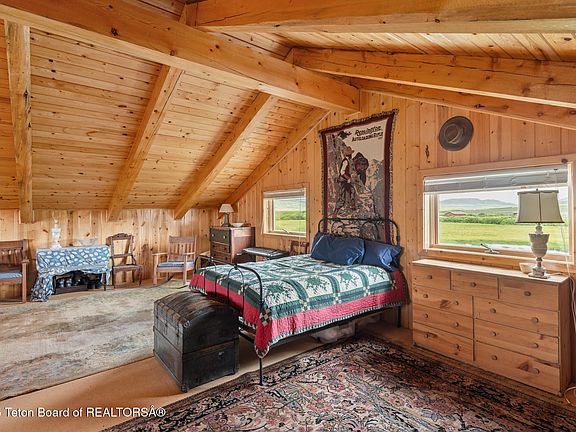 14th image of this home