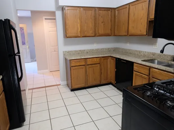 1307 Kingsridge Ct, Normal, IL 61761