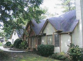6926 Mason Creek Rd, Douglasville, GA 30135