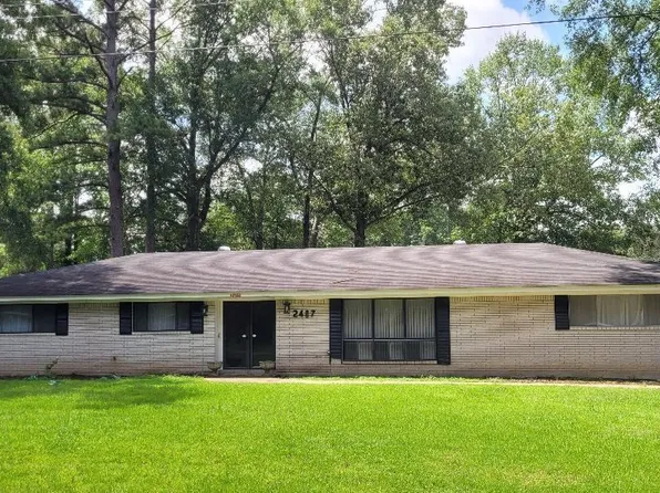 2407 Bonnie Ave, Bastrop, LA 71220