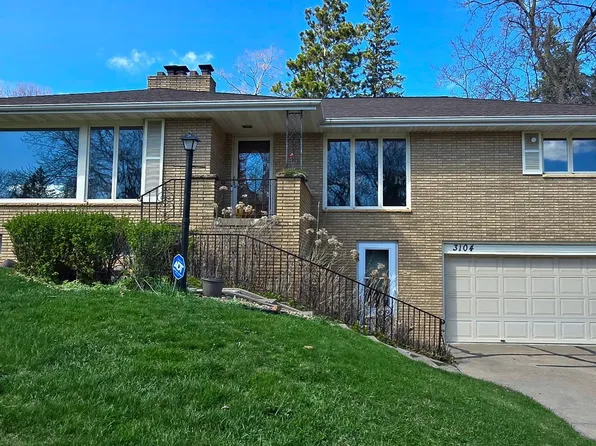 3104 Armour Ter, Saint Anthony, MN 55418