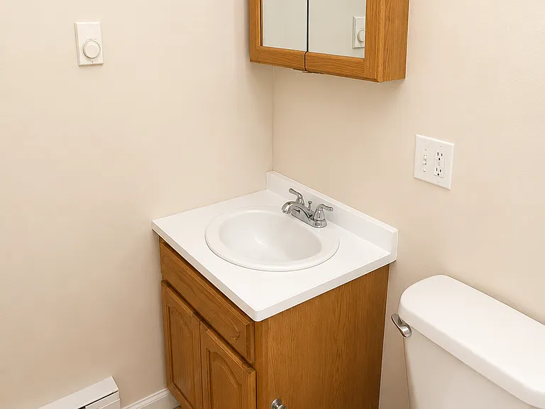 57 E Runyon St #1B — Photo 7