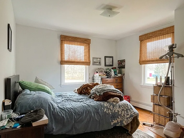 2 Oneil Pl #1A — Photo 2