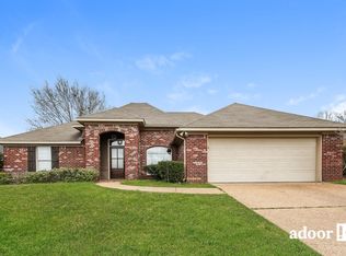 317 Kings Ridge Cir, Brandon, MS 39047