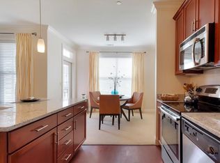 Residences at 299, Farmington, CT 06032