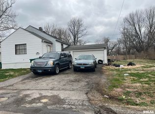 745 N 72nd St, East Saint Louis, IL 62203