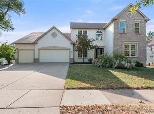 2167 Wildwood Meadows Ct, Chesterfield, MO 63005