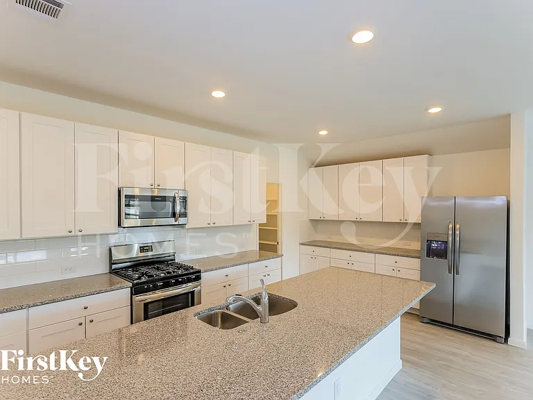 6728 Beehive Dr — Photo 7