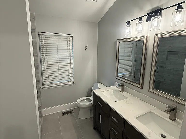 8001 Maxwelton Dr — Photo 2