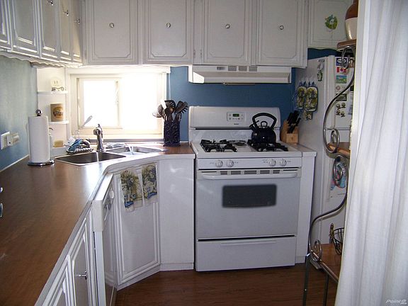 Bright and Cheerful Home