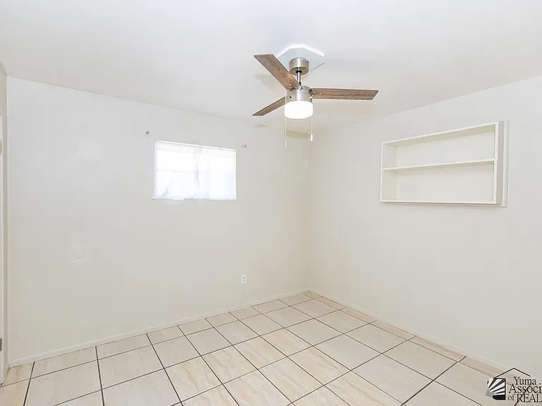 2743 S Mesa Ave — Photo 17