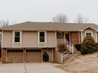 11510 E 57th Ter, Raytown, MO 64133