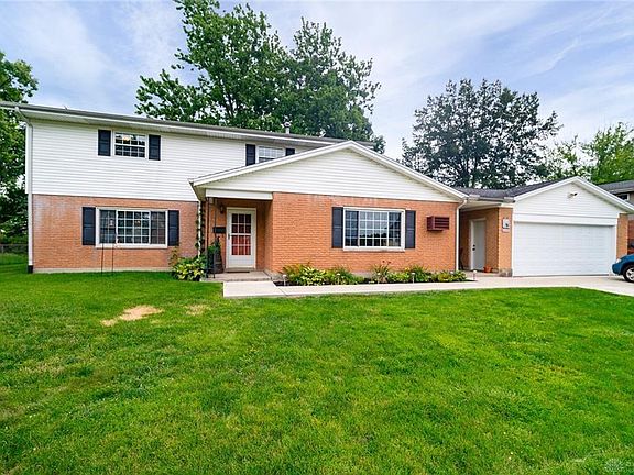 3rd image of 3840 Leonora Dr