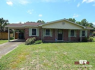 420 Holt St, Flomaton, AL 36441