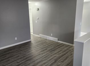 213 Beechwood St APT A, Louisville, OH