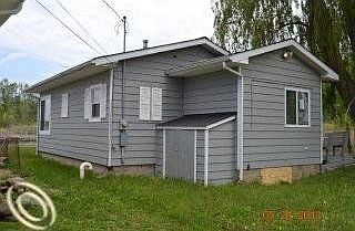 3rd image of 1156 Lakeshore Dr