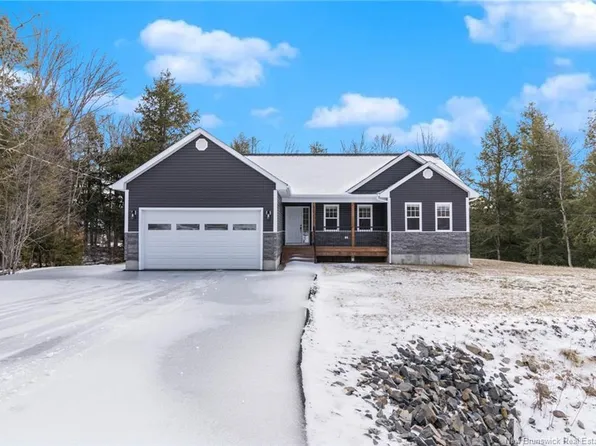 50 Brianna Way, Saint Marys, NB E3A 0G2